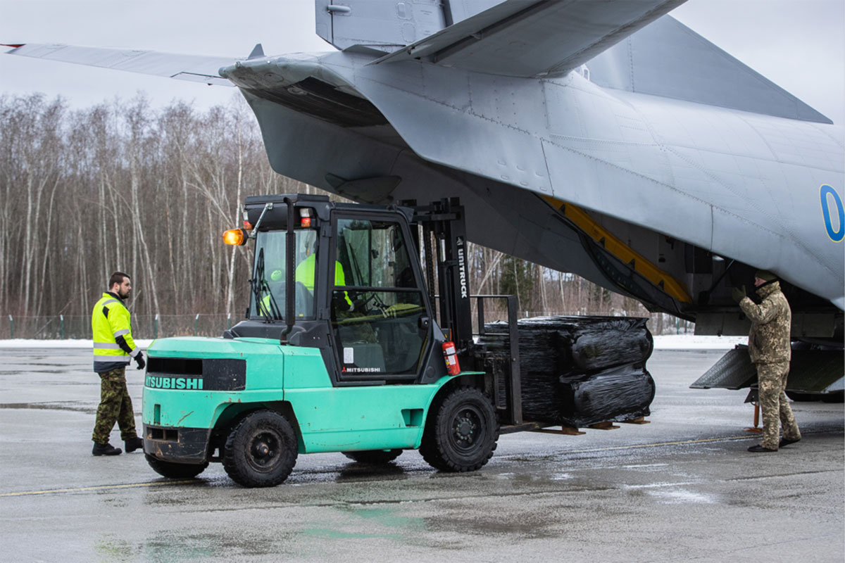 Eesti poolt annetatud tankitõrjeraketid Javelin jõudsid Ukrainasse