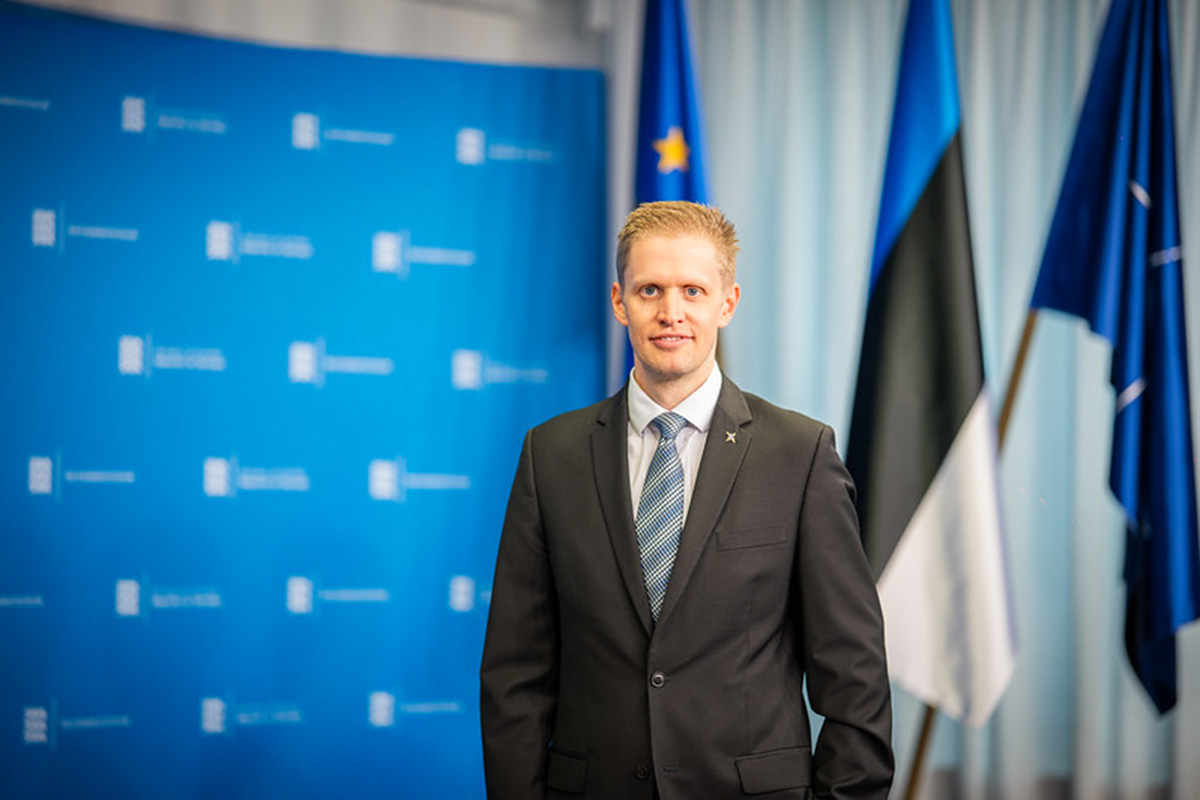 Kristjan Mäe alustas tööd Eesti Kaitseministeeriumi kantslerina Kristjan Mäe alustas tööd Eesti Kaitseministeeriumi kantslerina