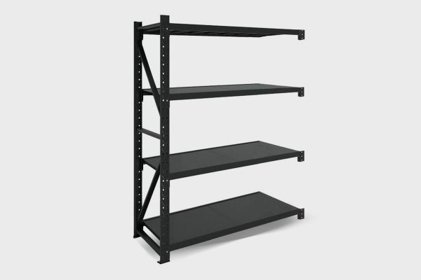 Metallist riiulitega muretsed vähem