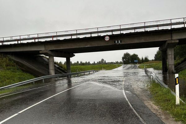 Tugev vihmasadu uputas Pärnu piirkonnas tunnelid, mitu teelõiku on suletud