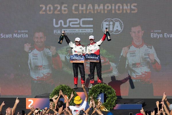 Evans võitis WRC MM-tiitli – maailmameister selgus hooaja viimasel kiiruskatsel