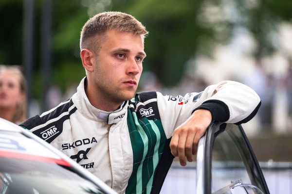 Draamat täis laupäev Soomes: Ogier langes mängust, Virves jätkab WRC2 võidujahti