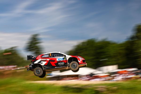 Pajari hoiab Rally Estonial kindlalt liidrikohta, Virves jätkab WRC2 klassi esimesena