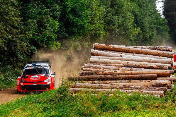 Pajari teenis Rally Estonial karjääri esimese MM-võidu, Virves võitis WRC2 klassi Pajari teenis Rally Estonial karjääri esimese MM-võidu, Virves võitis WRC2 klassi