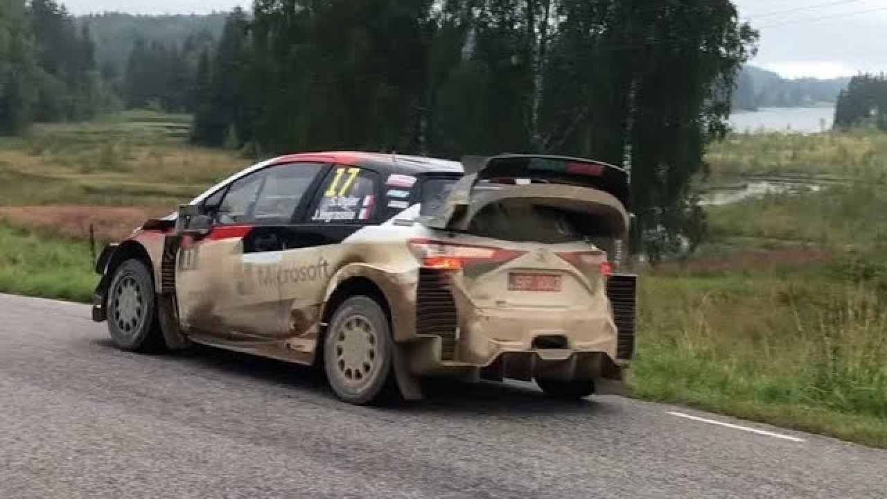 WRC masinate mootorihelid ülesõidul