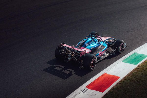 Gasly üllatas Monzas kõiki ja võttis karjääri esimese F1 kvalifikatsioonivõidu Gasly üllatas Monzas kõiki ja võttis karjääri esimese F1 kvalifikatsioonivõidu