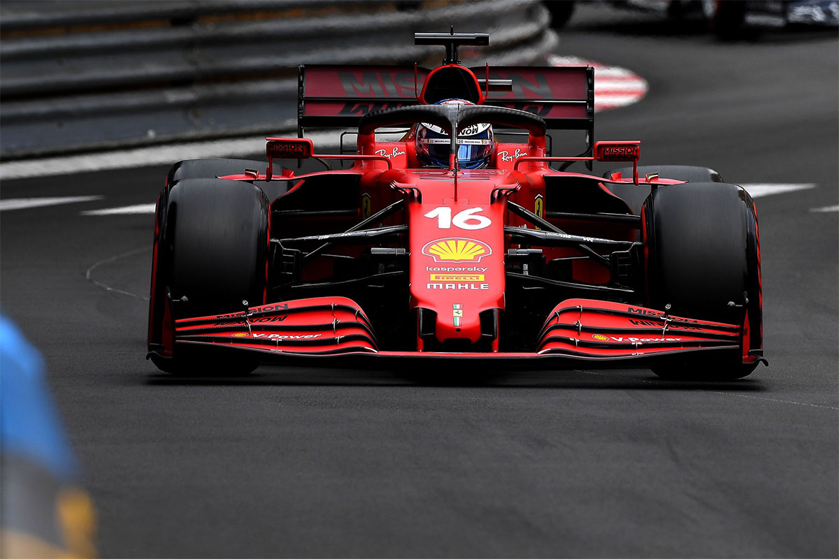 Monaco GP kvalifikatsiooni võitis kodurajal võistlev Leclerc