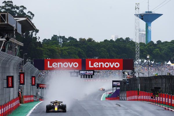 Pinge F1-s tipus: McLarenid lähevad Brasiilia GP-le vastu ülipingelises heitluses