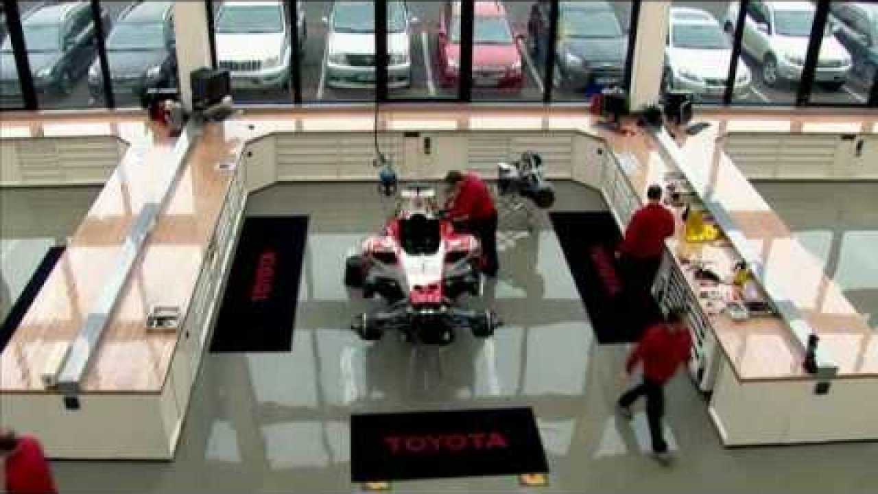 Toyota TF109 - esitlus, viimane lihv